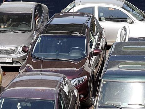 В Крыму более 200 водителей лишились прав из-за украинских номеров