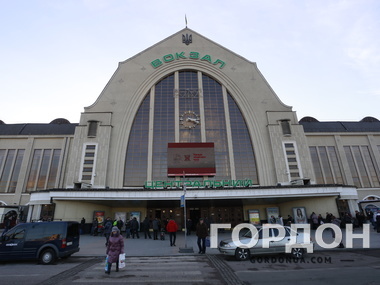 Киевские власти обещают беглым крымчанам временное жилье и медпомощь