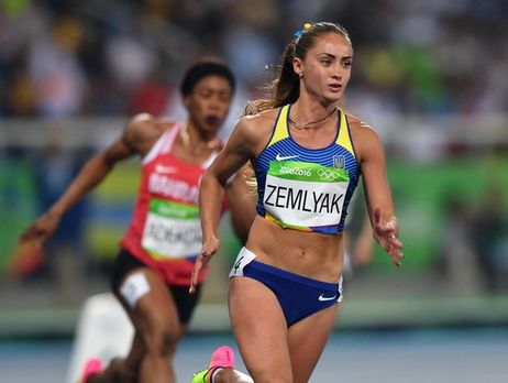 Украинские бегуньи вышли в финал олимпийской эстафеты 4 по 400 метров с третьего места