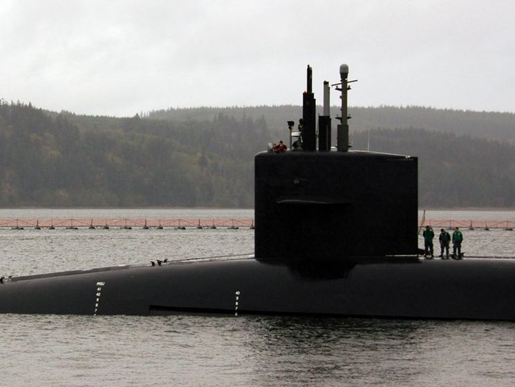 В США атомная подводная лодка столкнулась с кораблем
