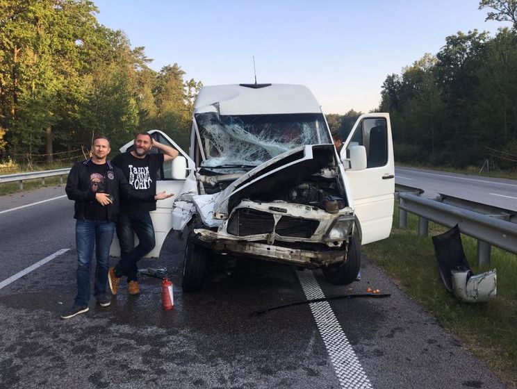 Автомобиль с украинской группой ТНМК попал в аварию в Кировоградской области