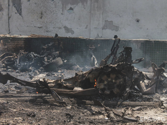 Исламисты взорвали два начиненных взрывчаткой автомобиля в Сомали, более 20 погибших