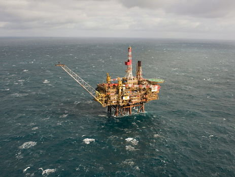 Нефть Brent за сутки потеряла в цене $1,5