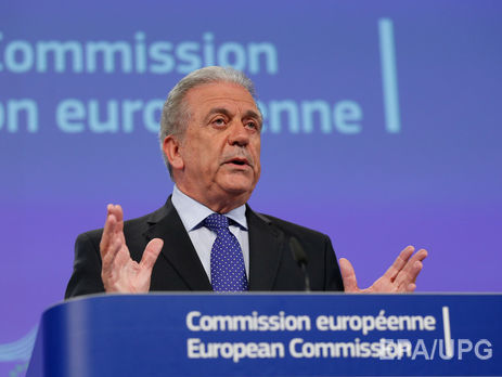 Еврокомиссия обсуждает штрафы за отказ принимать беженцев