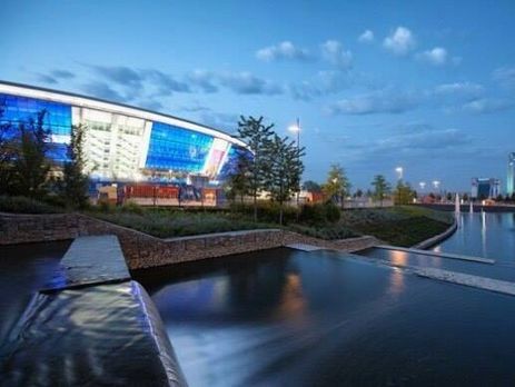 Блогер Манекин: Утро на набережной в Донецке началось с исполнения гимна Украины, гремящего из скрытых динамиков