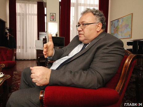 Посол Венгрии об украинском языке в школах Закарпатья: Ребенок должен изучать предметы на родном языке