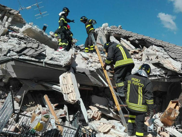 Число жертв землетрясения в Италии выросло до 73