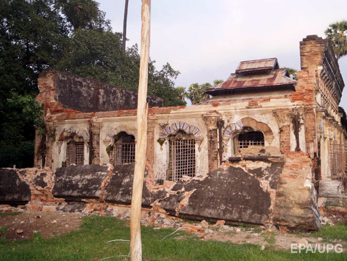 Жертвами землетрясения в Мьянме стали четыре человека, разрушены древние пагоды