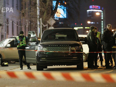 В центре Киева стреляли по Range Rover и убили трехлетнего мальчика. Фоторепортаж