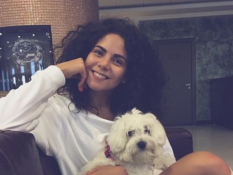 Каменских после операции на ноге поделилась фото и видео в купальнике