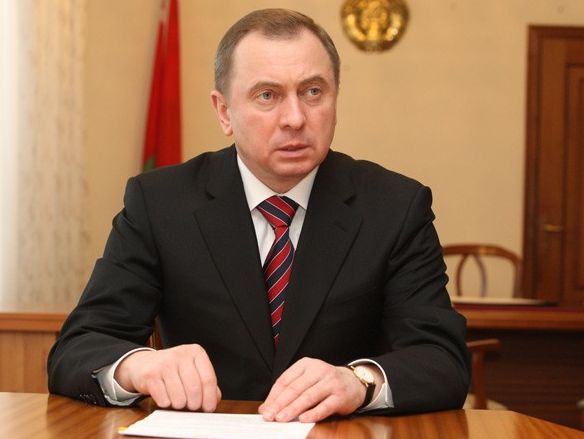 Глава МИД Беларуси заявил, что не знает, где находится экс-министр обороны Украины Ежель
