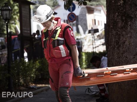 В Италии объявили национальный траур по жертвам землетрясения