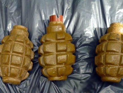 На вокзале в Мариуполе полиция задержала мужчину с арсеналом боеприпасов