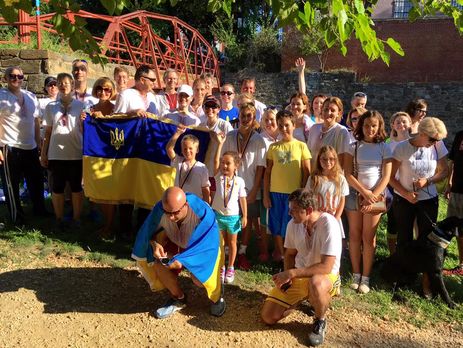 В Вашингтоне прошел благотворительный забег в вышиванках. Фоторепортаж