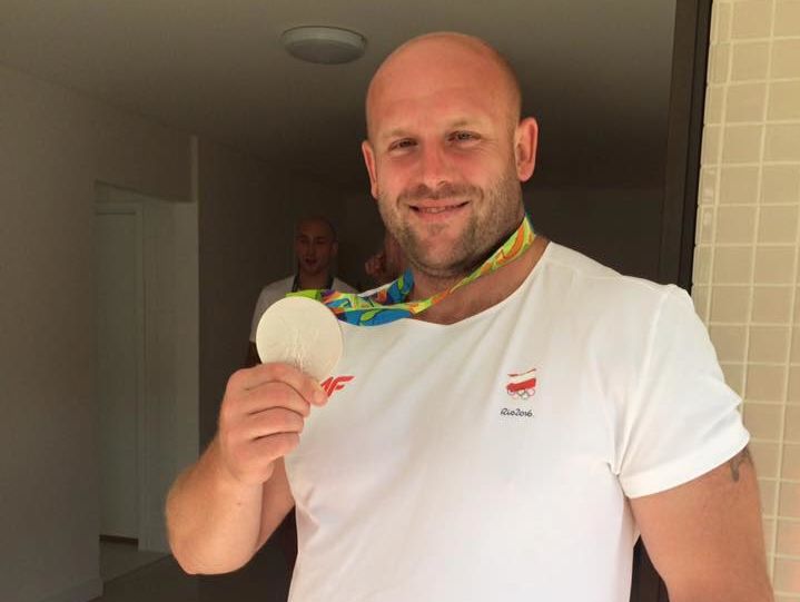 Спортсмен из Польши продал медаль Олимпиады в Рио, чтобы спасти больного ребенка