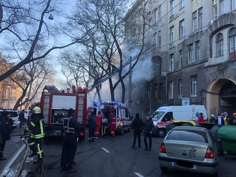 В Одессе произошел масштабный пожар, есть погибшая и пострадавшие. Фоторепортаж