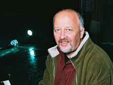 Миколайчук: Не считаю в нашем мире возможным показывать, что ты талантливый композитор и поэт. Нужно держаться в тени