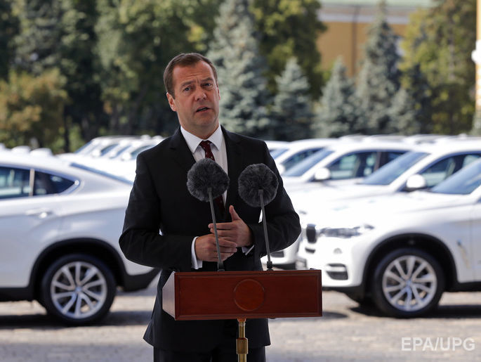 Медведев заявил, что в РФ переселились более 250 тыс. "соотечественников" &ndash; беженцев из Украины