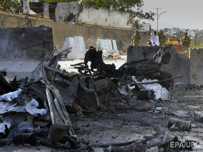 Мощный взрыв прогремел возле резиденции президента Сомали
