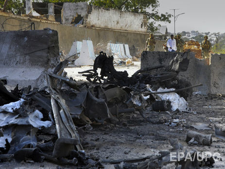 Мощный взрыв прогремел возле резиденции президента Сомали