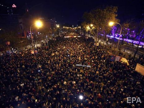﻿У Мадриді відбувся багатотисячний марш за клімат
