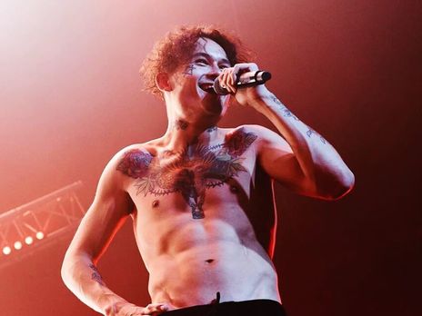 Российский рэпер Morgenshtern назвал со сцены в Одессе траур в Украине показухой