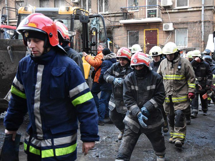 Пожар в колледже в Одессе. Для продолжения поисков необходимо укрепить стены