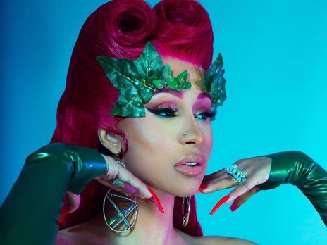 ﻿Cardi B з дочкою позувала для Vogue