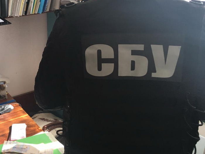 СБУ разоблачила двух полицейских на "крышевании" притонов