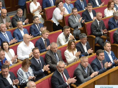 Рада рассмотрела законопроект о продлении особого статуса Донбасса. Трансляция