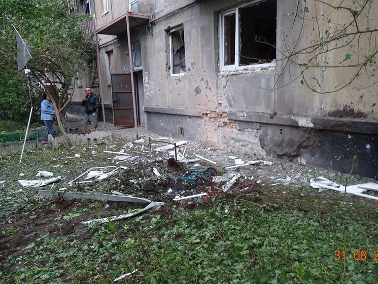 Луганская ОГА: Боевики обстреляли Счастье, ранена медсестра
