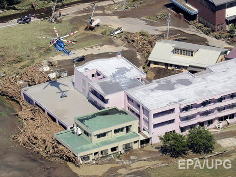 Жертвами тайфуна 