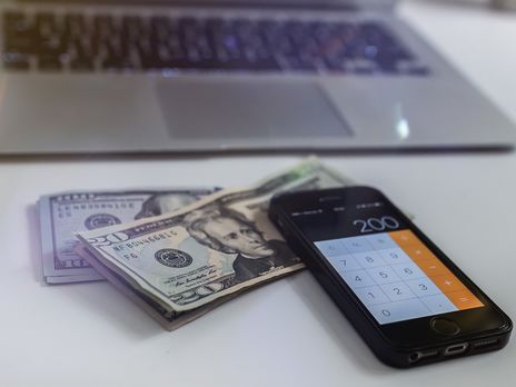 Гривна к доллару подорожала до 23,50 грн/$