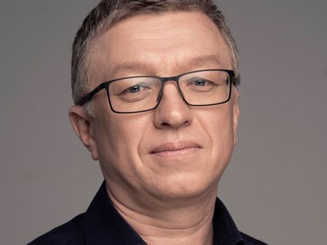 В Украину льются миллиарды долларов. Если бы Нацбанк не вмешался, курс доллара уже был бы ниже отметки 20 грн/$