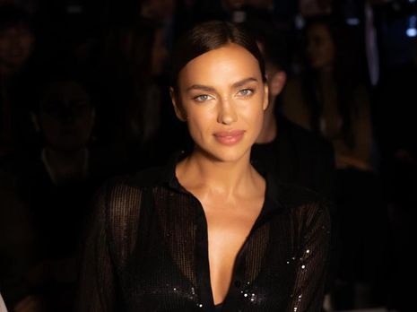 Шейк в корсетах позировала для 7Hollywood