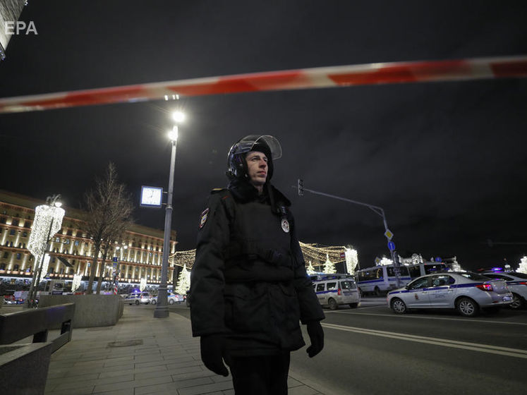 ﻿У ФСБ заявили, що зловмисника, який стріляв у центрі Москви, нейтралізували