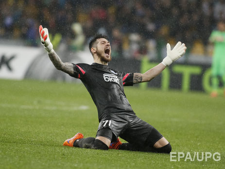 Украинский голкипер перешел в испанскую 