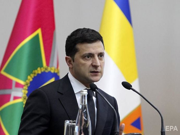﻿Зеленському пропонують ліквідувати посаду президента України як "особливо небезпечну" – петиція