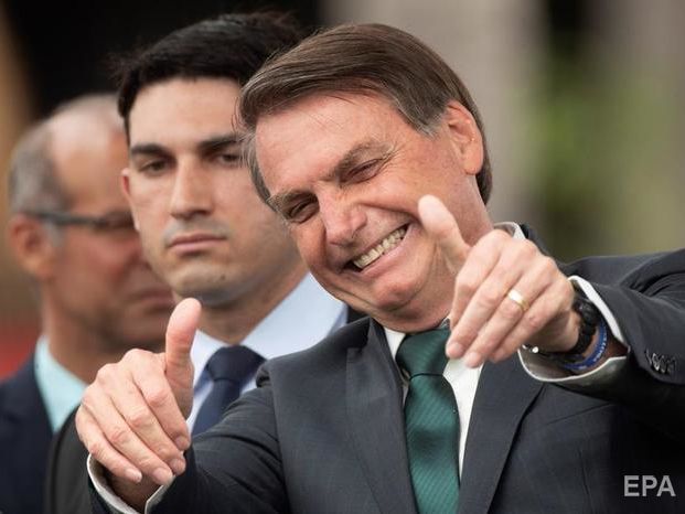 Президента Бразилии госпитализировали после падения 