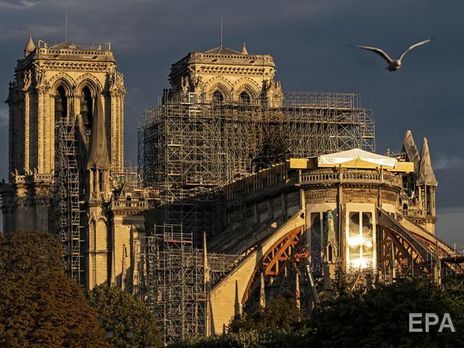 ﻿Настоятель собору Паризької Богоматері висловив побоювання, що собор повністю відновити не вдасться