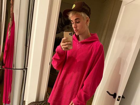 Бибер прервал творческий отпуск и объявил о туре. Видео