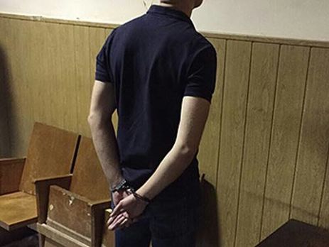 В Киеве задержали двух следователей полиции, предлагавших подозреваемому 