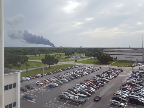 На платформе SpaceX во время испытаний беспилотной ракеты произошел взрыв