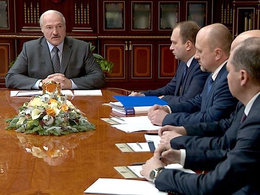 ﻿Лукашенко доручив забезпечити постачання нафти з альтернативних джерел через відсутність контрактів із РФ