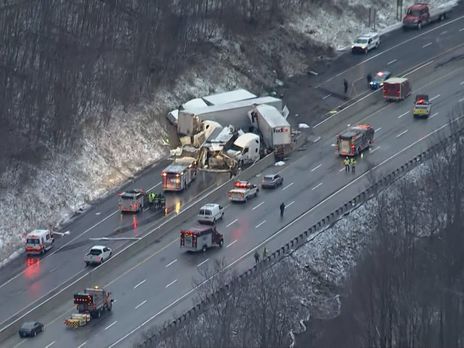 В США пять человек погибли в масштабной аварии, еще 60 – пострадали