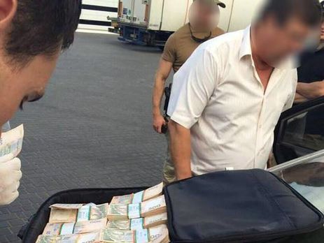 Прокуратура: Арестован и.о. главы Института сельского хозяйства, задержанный на получении 500 тыс. грн взятки