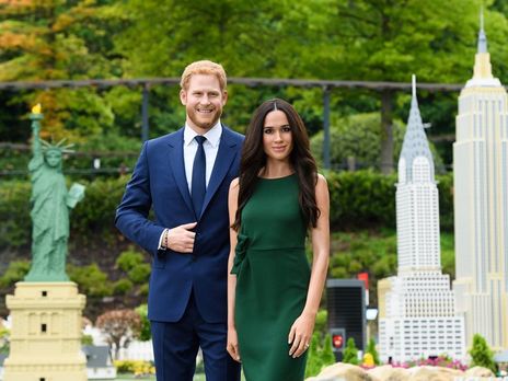 Музей мадам Тюссо убрал фигуры принца Гарри и герцогини Меган из экспозиции королевской семьи