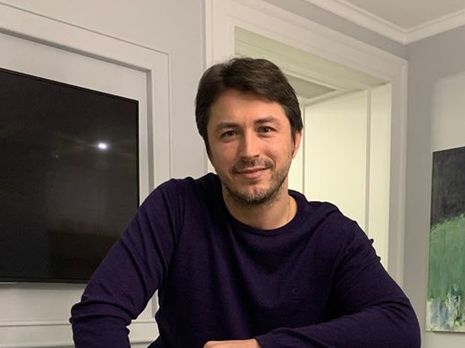 Притула показал, как поет его дочь