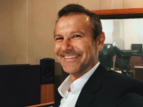 Вакарчука заметили на одном из пляжей Таиланда