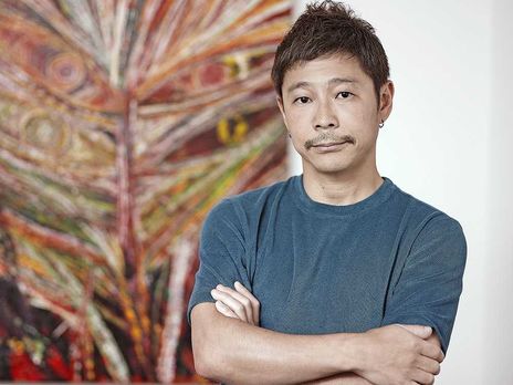 Японский миллиардер, который должен отправиться на Луну в 2023 году, ищет готовую полететь с ним спутницу жизни